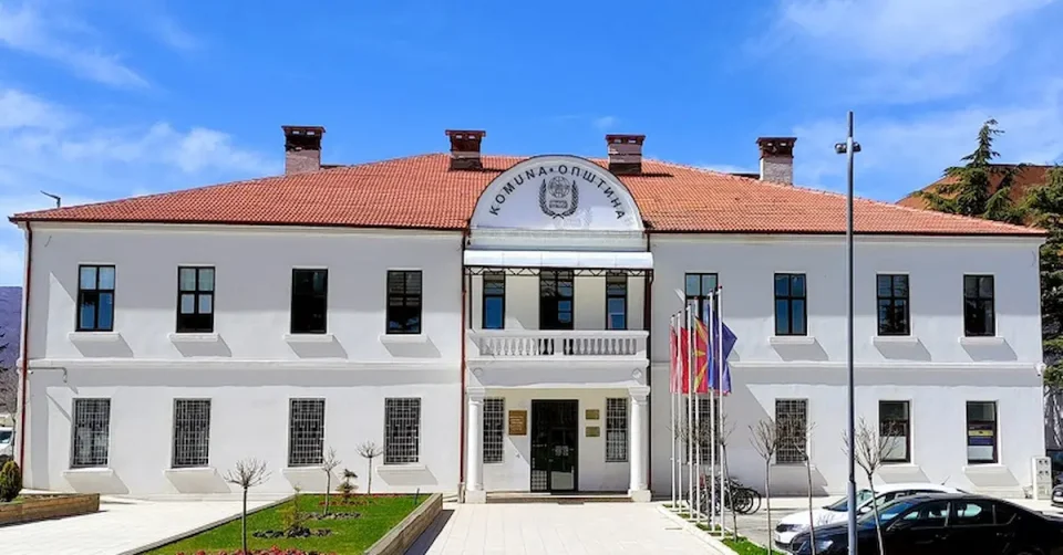 СЛУЖБЕНОТО „АУДИ“ НА АУКЦИЈА: Општина Струга формира комисија која ќе ја одреди почетната цена