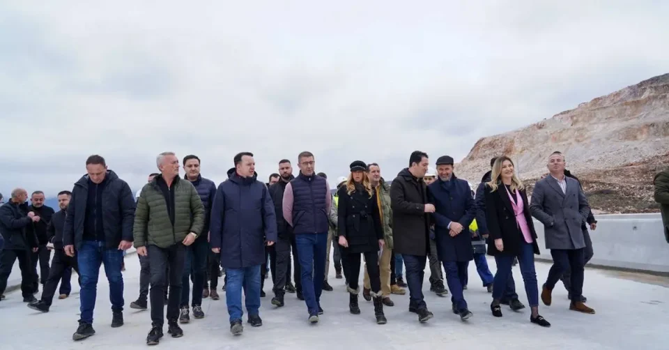 Николоски: Со одлична динамика се гради автопатот Гостивар – Букојчани, државата дава силна логистика на градежните компании, а градежништвото за прв пат во независна Македонија забележа раст од 21 %