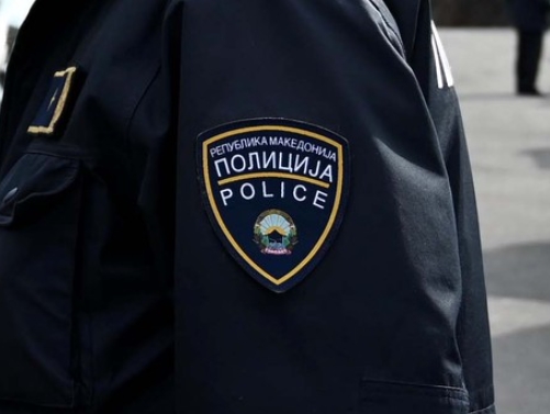 МУ БИЛЕ ИЗМЕРЕНИ 3,06 ПРОМИЛИ алкохол во крвта – граѓанин на Велес се однесувал агресивно кон полицијата