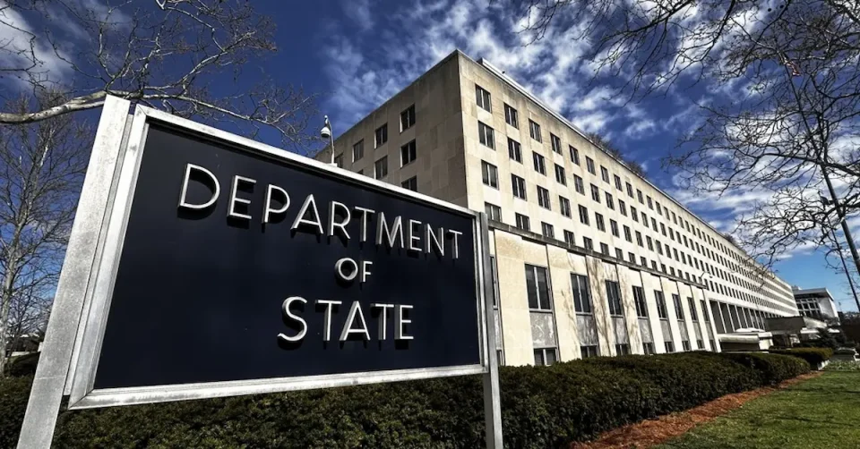 АМЕРИКАНЦИТЕ ДА ГО НАПУШТАТ ИРАН: САД издаваат аларм поради сериозни безбедносни ризици