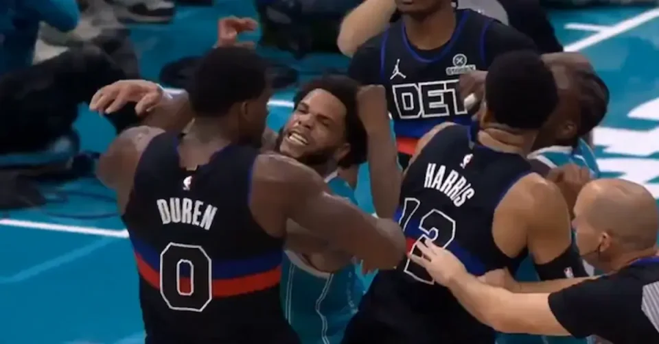 (ВИДЕО) ЖЕСТОКА ТЕПАЧКА ВО НБА: Четворица кошаркари исклучени и полицијата влета на паркетот