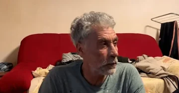 се извини јавно