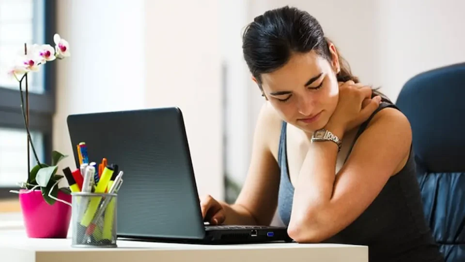 СЕДЕЊЕ СО ЧАСОВИ: Тивка закана за здравјето на срцето