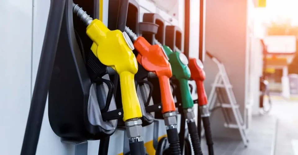 ВЛАДАТА НАЈАВУВА ВОНРЕДНИ МЕРКИ: Се очекува нов раст на цените на горивата