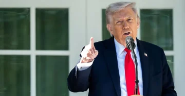 Трамп: Иран е „тешко поразен“