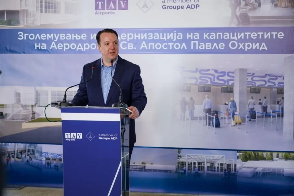 Николоски: Авиокомпаниите веќе ја таргетираат Македонија како атрактивна дестинација, годинава планираме над 3,5 милиони патници