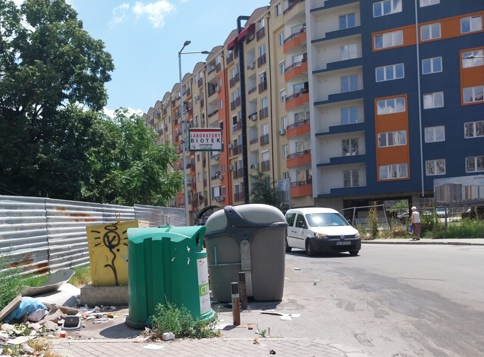 Инцидент во Аеродром: Со џип удрил во човек на тротинет, па излегол и го претепал