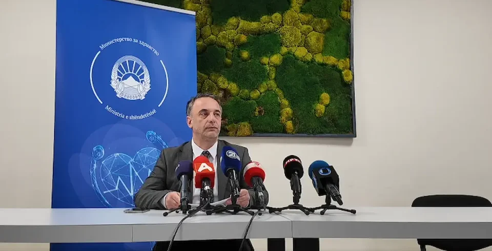 (ВИДЕО) Побрзи процедури, подобра достапност, системско следење на снабдувањето, Алиу ги претстави придобивките од новиот предлог-закон за лекови