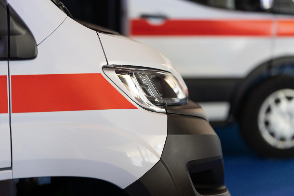 Повредени двајца возачи во сообраќајка во битолско