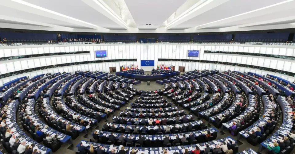 СЕ ПОВЕЌЕ ЖЕНИ ВО ПОЛИТИКАТА: Македонија над просекот на ЕУ со 37,5% пратенички