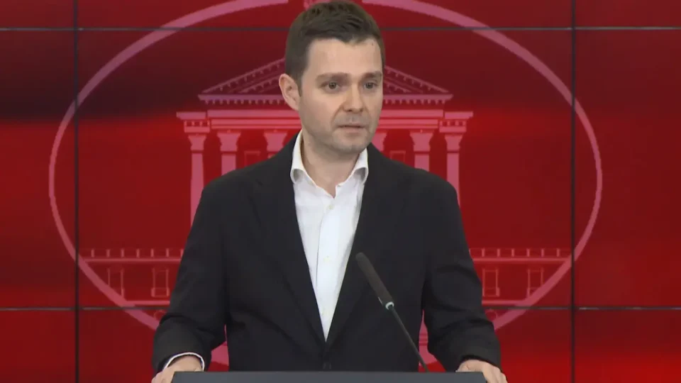 Муцунски: 14 граѓани не се појавија на летот за евакуација од Дубаи, акцијата продолжува до крајот на неделата