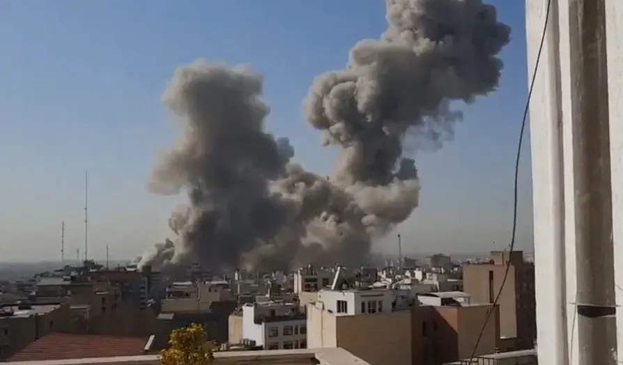 (ВИДЕО) ЕСКАЛИРА СОСТОЈБАТА НА БЛИСКИОТ ИСТОК: Напади во Катар, Дубаи, Емиратите, Кувајт