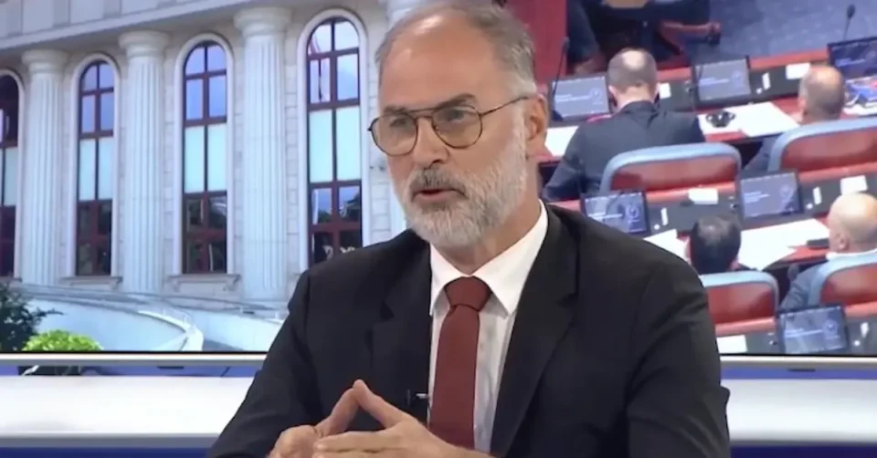 Стоилковиќ: Сите вработени во Министерството имаат здравствено осигурување