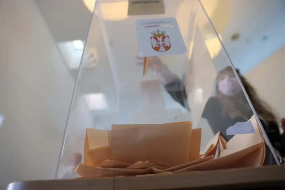 Локални избори во 10 општини и градови во Србија