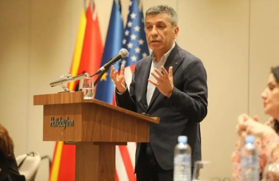 Демократското движење со одлука за официјализирање на Вреди како обединета политичка сила