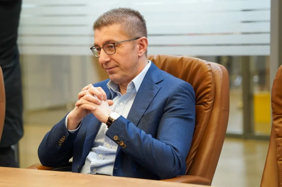 Мицкоски: Се разгледуваат мерки за справување со можните економски предизвици