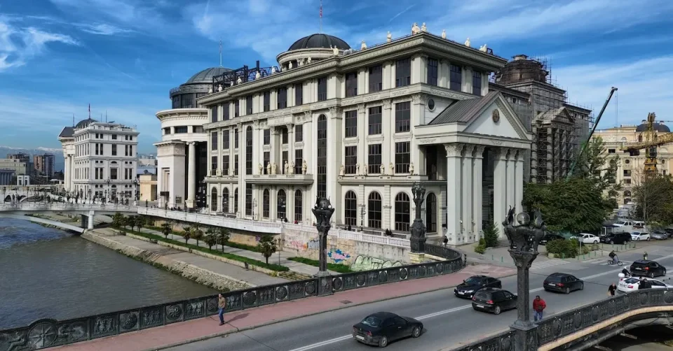 Пријавете се веднаш: Евакуациски лет за Македонците во Абу Даби