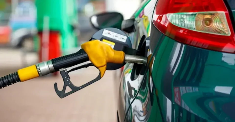 СПРЕЧЕНО ПОСКАПУВАЊЕ НА ГОРИВАТА: Нови цени и стабилизација по владината мерка