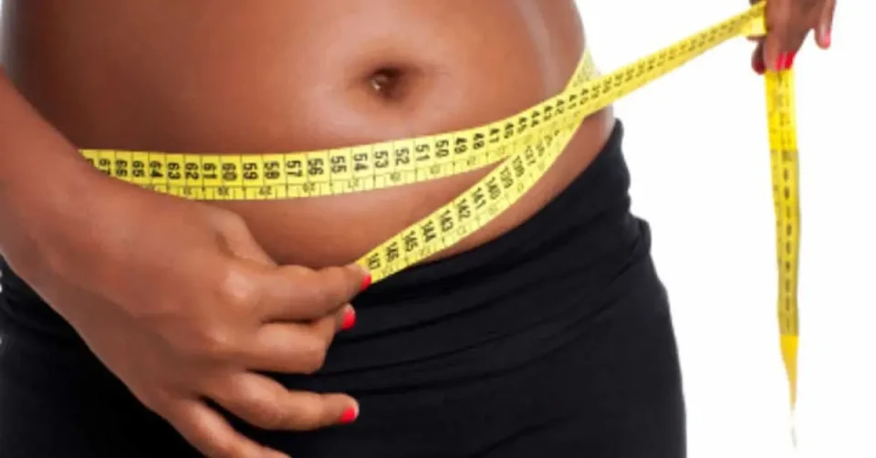 ПИЈАЛОЦИ ШТО ГО ЗГОЛЕМУВААТ КОРТИЗОЛОТ: Зошто одредени напитоци го забавуваат слабеењето