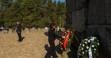 Сиљановска-Давкова: Никогаш нема да дозволиме да се заборави Холокаустот на македонските Евреи