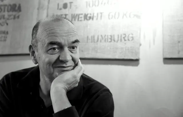 СПОРТСКАТА ЈАВНОСТ ВО ЦРНО: Почина кошаркарската тренерска легенда Душко Вујошевиќ