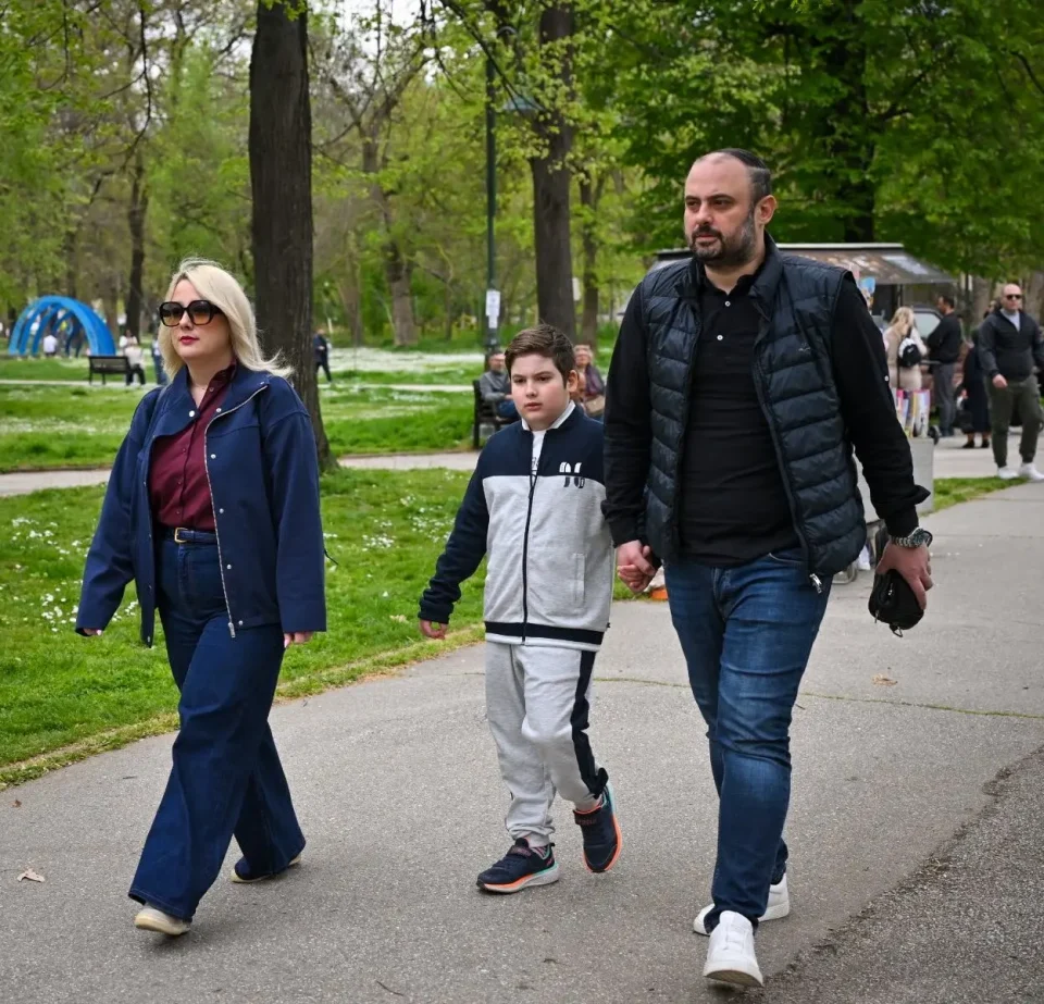 ГРАДОНАЧАЛНИКОТ ЃОРЃИЕВСКИ ВО ГРАДСКИ ПАРК: Велигденска забава за сите генерации
