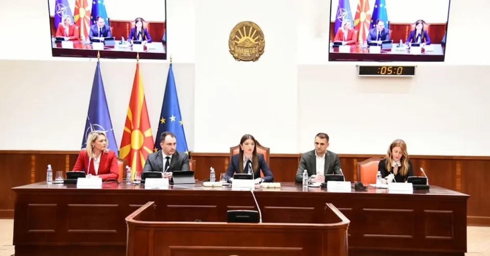 ИНСТИТУЦИИТЕ СО ПОВИК ЗА АКЦИЈА: Социјалните мрежи и менталното здравје на младите