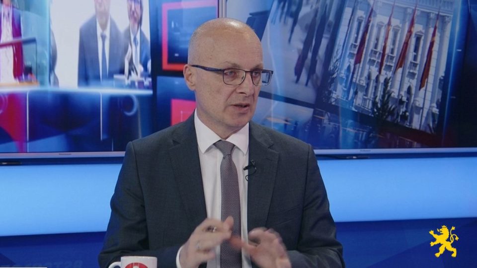 Милошоски: СДС шират манипулации – во иднина македонскиот пратеник ќе мора да има само македонско државјанство