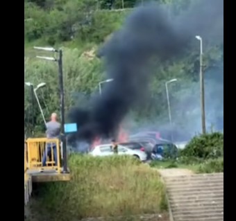 ВИДЕО: Брза реакција на припадник на АРМ, спречено ширење на голем пожар под Кале