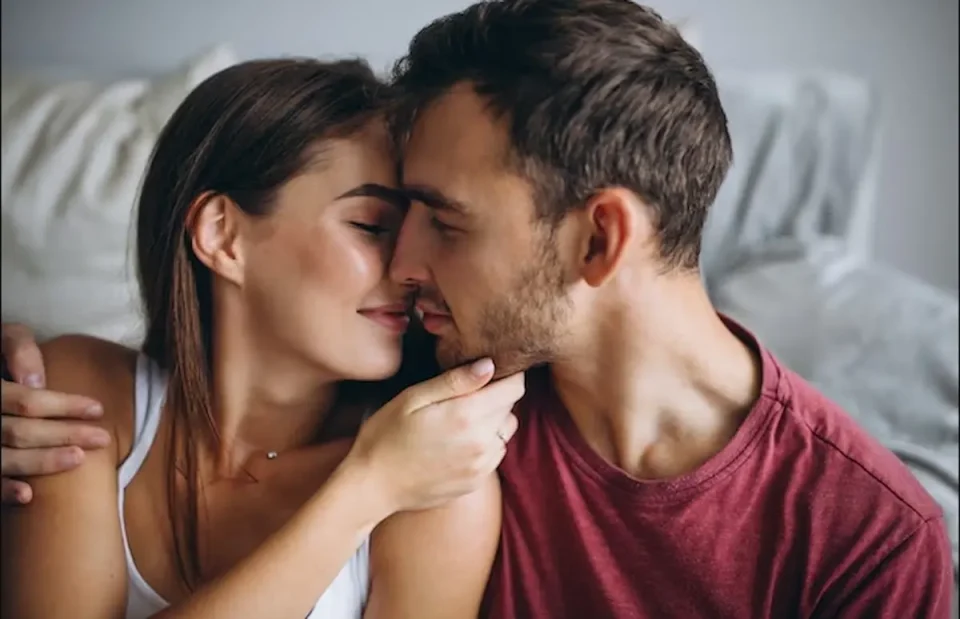 Бакнежите со партнерот ја подобруваат цревната микрофлора и имунитетот