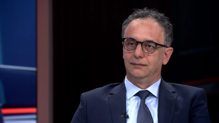 Алиу: Вицепремиерот Арбен Фетаи не оди на работа ниту, пак, на седници на Владата