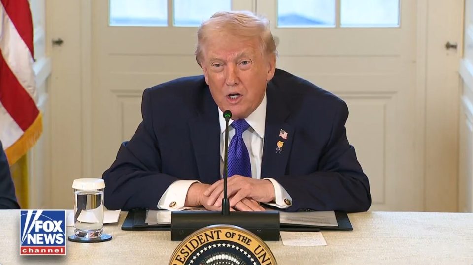 Трамп: Иран штотуку нè информираше дека се наоѓа во состојба на колапс