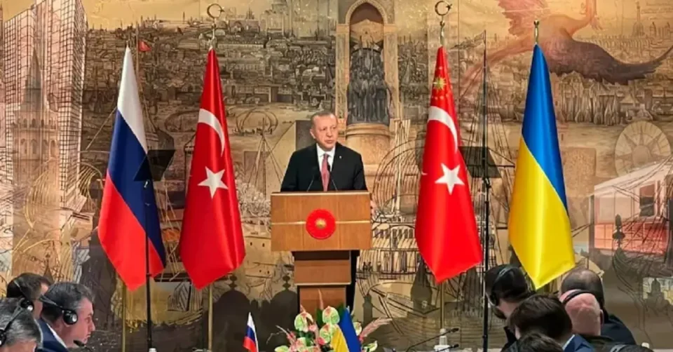 Украина: Бараме Турција да организира средба меѓу Зеленски и Путин