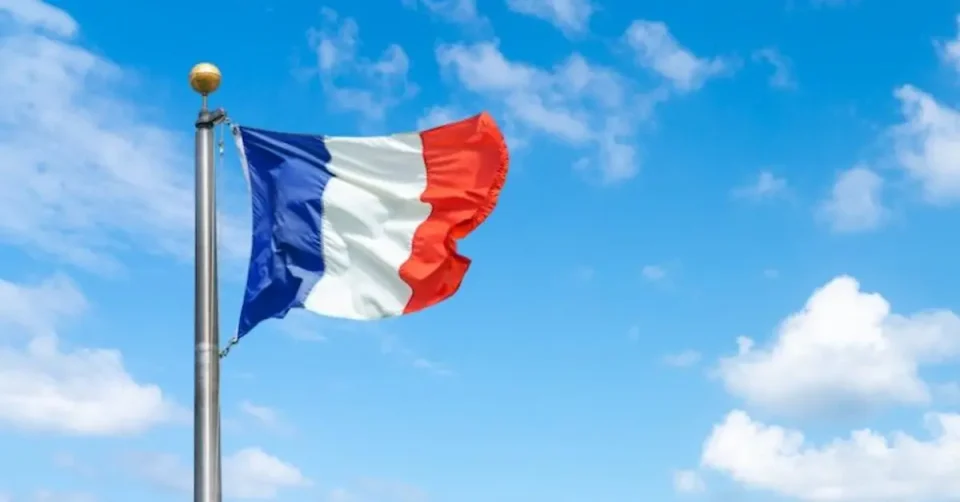 Франција предупредува: Напади врз цивили во Иран би биле кршење на меѓународното право