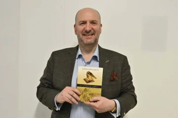 (ВИДЕО) Романот „Златниот ангел”, македонска верзија на „Кодот на Да Винчи”?