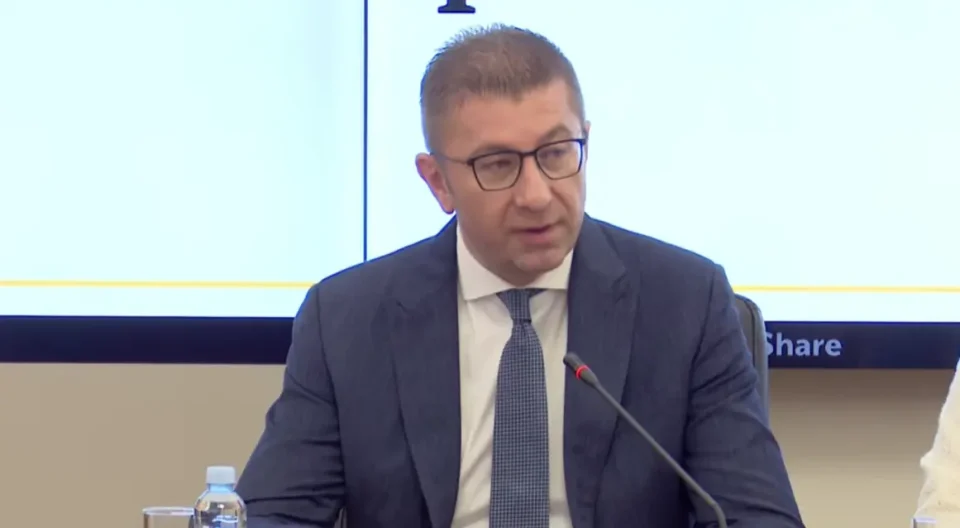 (ВО ЖИВО) Воведно обраќање на премиерот Мицкоски на седницата на Комитетот за јавни инвестиции