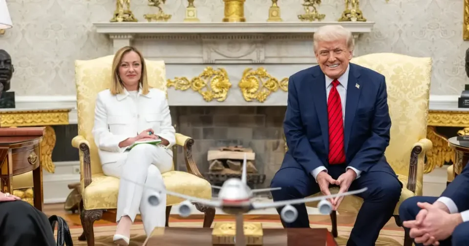 Трамп остро ја нападна Мелони: Мислев дека има храброст, но згрешив