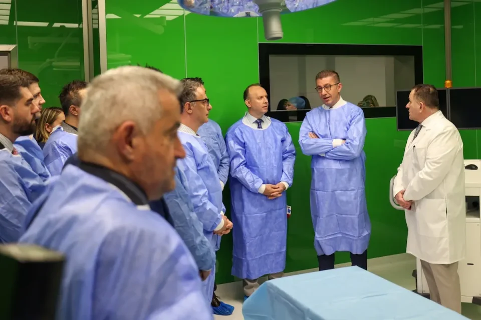 (ВИДЕО) Мицкоски: Напредок во здравството-пуштени се 6 нови современи сали, а во наредните месеци следуваат уште 4