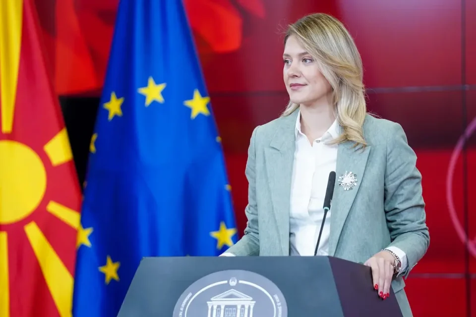 МИТЕВА ИНФОРМИРА ЗА РЕЗУЛТАТИТЕ ОД ВЛАДИНИТЕ МЕРКИ: Течниот нафтен гас – плин намален за 5 денари по литар