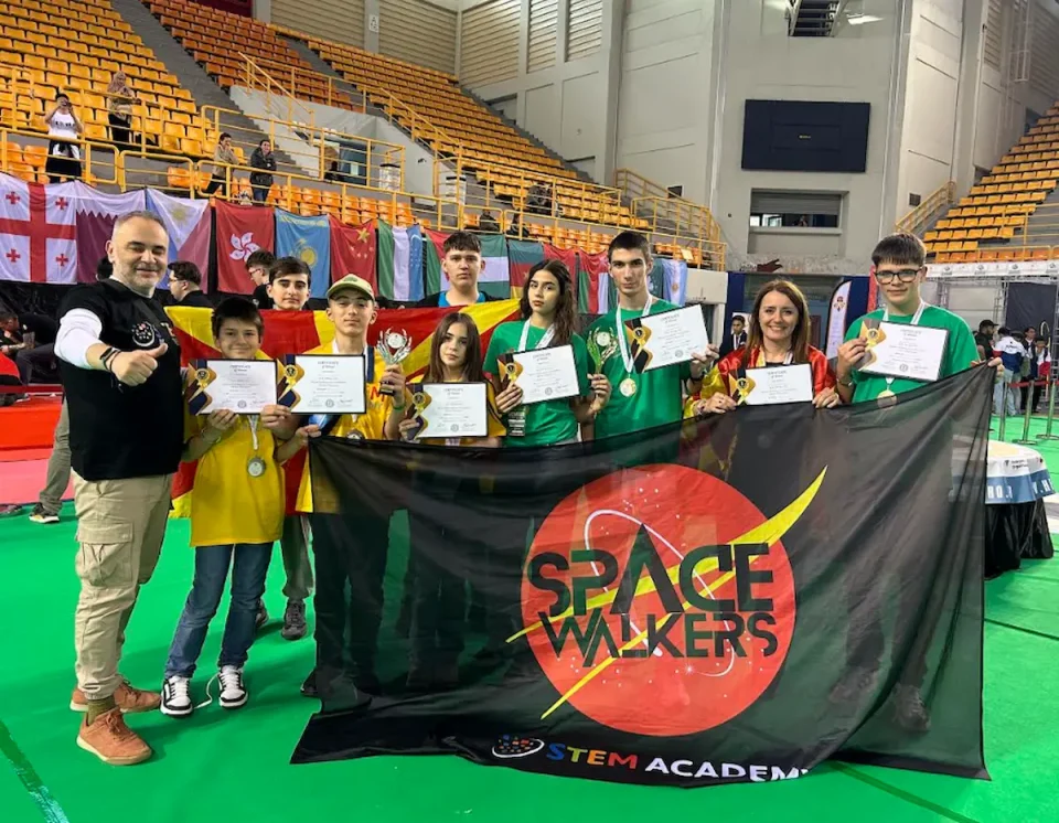 Македонските тимови освоија злато и сребро на Светската олимпијада за роботика во Грција