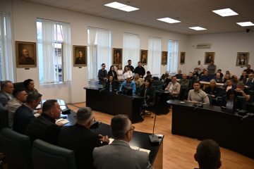 Трипуновски: Интерпелацијата е неиздржана, имаме повеќе сработено за две години за разлика од нивните 7 години