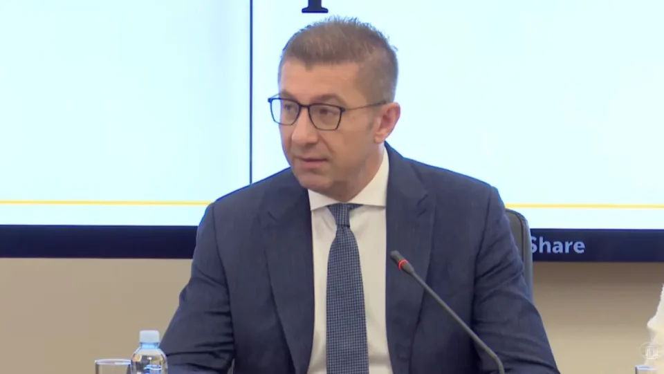 ПРЕМИЕРОТ НАЈАВУВА НОВ МОДЕЛ: Стратешки пристап кон јавните инвестиции