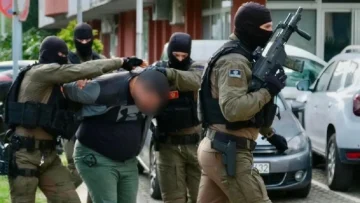 Европол разби балкански нарко-картел: Уапсени 12 лица, водачот фатен во Црна Гора