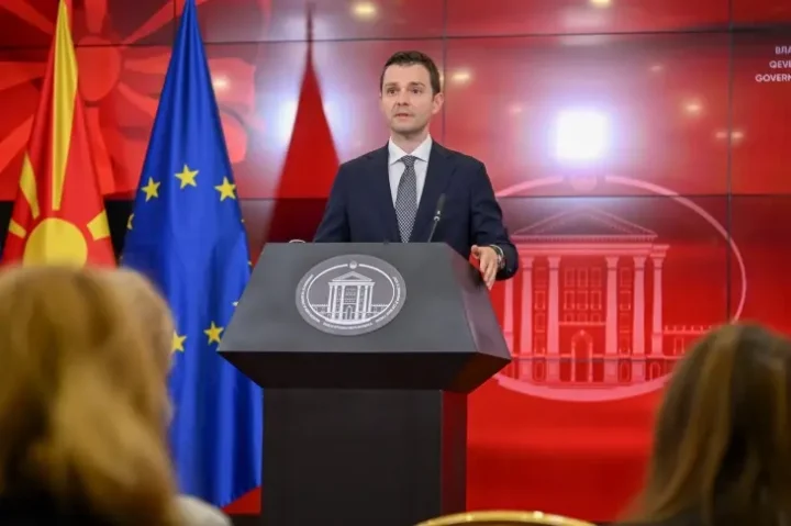Муцунски: Потребен ни е дијалог со Софија, побарав средба во Шведска со мојата колешка од Бугарија