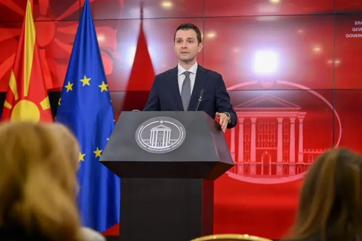Муцунски: Потребен ни е дијалог со Софија, побарав средба во Шведска со мојата колешка од Бугарија