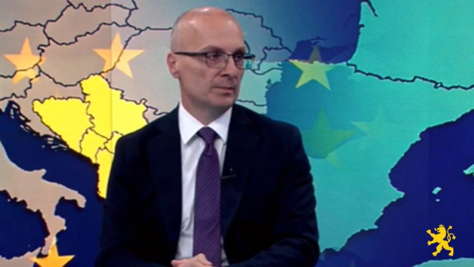 Милошоски: Македонија не смее повторно да влегува во процес на уставни измени без јасни и цврсти гаранции дека ќе се зачува националниот идентитет