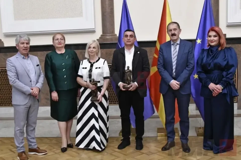 ДОДЕЛЕНА ДРЖАВНАТА НАГРАДА „ГОЦЕ ДЕЛЧЕВ“: Ја добија проф. д-р Михајло Марковиќ и проф. д-р Соња Новотни за остварувања во науката
