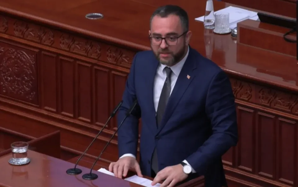 Тошковски: Интерпелацијата што ја поднесе Левица е дел од политичка игра на опозицијата