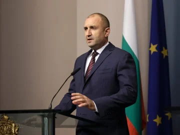 СОФИЈА НЕ ПОПУШТА: Македонија мора да ги исполни условите – не треба да внесуваме наследени политички и историски проблеми внатре во европското семејство, вели Радев