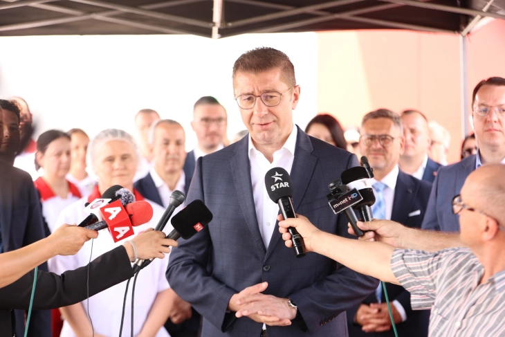 Мицкоски за акцискиот план за малцинства: Македонија нема да се откаже од своите интереси